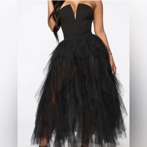 Fashion Nova Strapless Black Tulle Dress